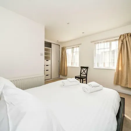 New 2Bd Flat Heart Of Battersea - Close To Station London Exterior photo